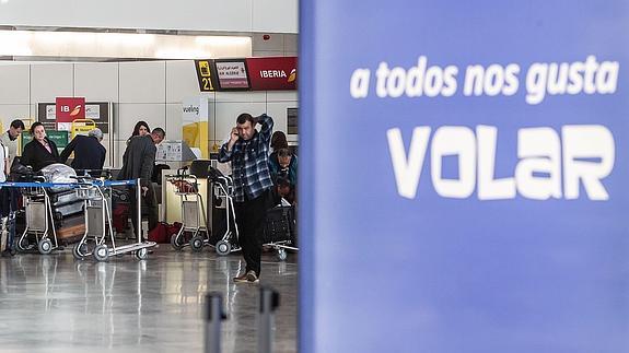 Las aerolíneas 'low cost' transportan un 9 % más de pasajeros