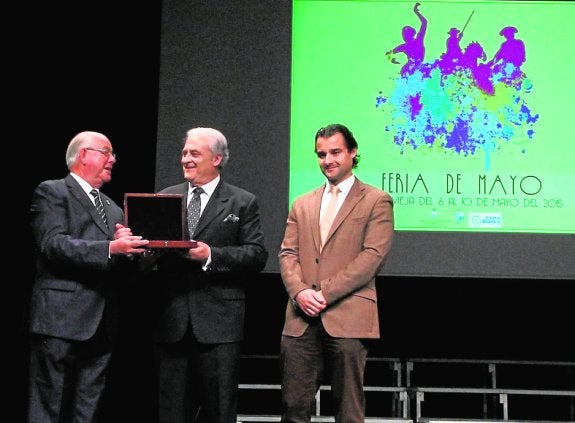 José Lorenzo pide más ayuda para las casetas en su pregón de la Feria de Mayo