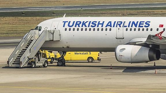 Turkish Airlines pide a sus pilotos que se casen para evitar sucesos como el de Germanwings