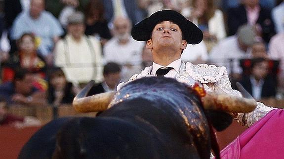 Alternativa de José Garrido, torero de emoción