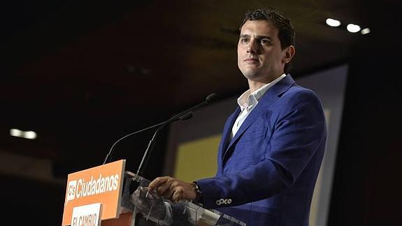 Rivera propone una ley de impacto económico para las obras públicas