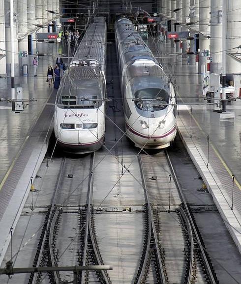 Renfe ofrece 4.000 plazas más en el AVE Madrid-Alicante por San Isidro