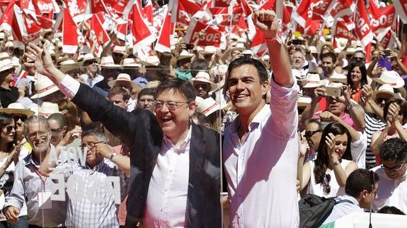 Sánchez pide a los indecisos apoyar al PSOE ante un PP «agotado y asediado»