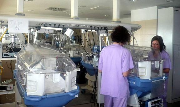 El Hospital General aplica una técnica pionera para detectar cardiopatías en los neonatos