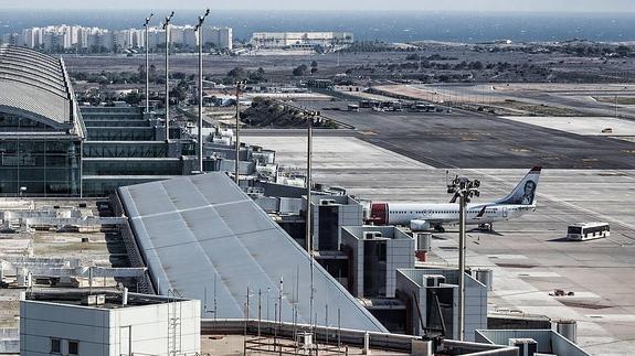 El aeropuerto de Alicante - Elche estrena una nueva ruta a Asturias