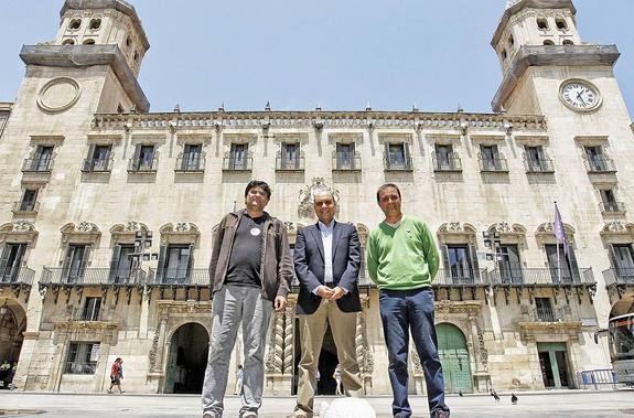 Tres hombres para una Alcaldía