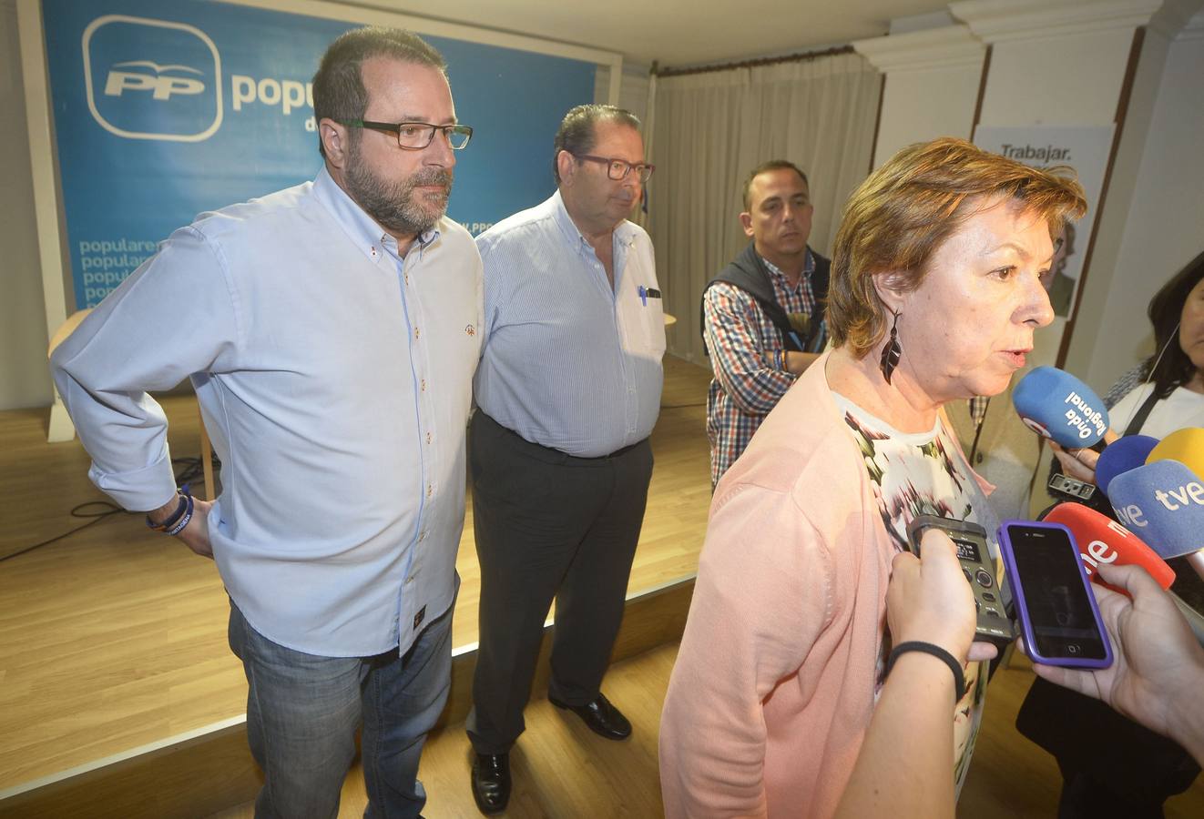 Barreiro deja la gestión municipal en punto muerto y aclara en Madrid su futuro con el PP