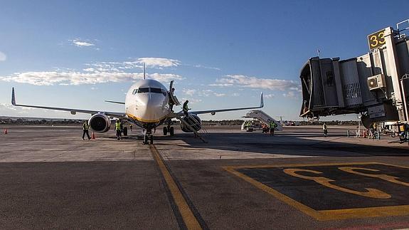 El aeropuerto de Alicante-Elche estrena nueva ruta con Turín