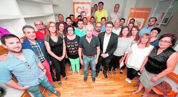 Ciudadanos aparca las alianzas locales a la espera de instrucciones de Rivera
