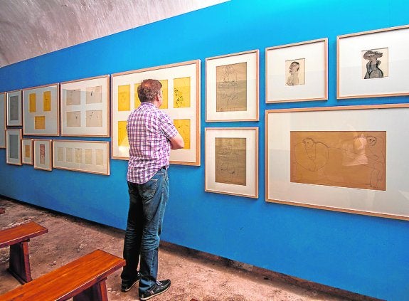 El Castillo de Aledo exhibe los dibujos de José María Párraga