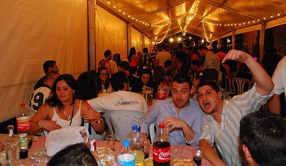 La fiesta en los racós se adelanta al día 19 y cerrarán a las dos el 24