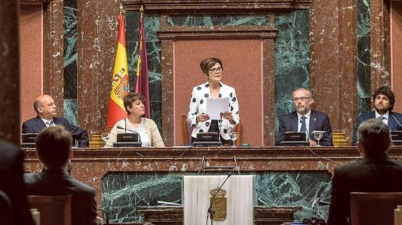 PSOE, Podemos y Ciudadanos arrebatan al PP el control de la Asamblea Regional