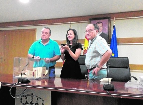 Los hosteleros entregan los premios de la ruta de las tapas
