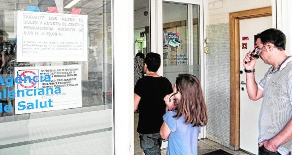 Los recortes dejan desde hoy a medio gas centros de salud de la provincia