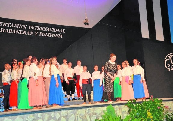 Completa velada en las Eras de la Sal