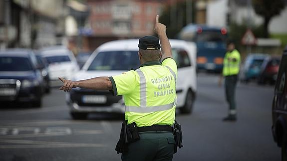 Moragues anuncia un refuerzo veraniego del 60% para la Guardia Civil