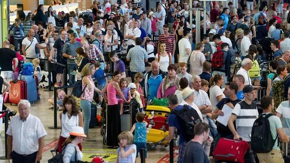 El Aeropuerto Alicante-Elche, el sexto con más vuelos en la operación retorno