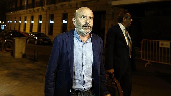 El juez de 'Púnica' a Alonso: «Si le dan un sobre con droga, ¿lo coge?»