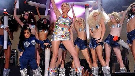 Miley Cyrus, ¿habla en su nuevo tema de una infidelidad a Liam Hermsworth?