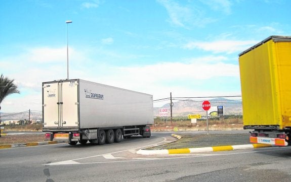El alcalde considera vital retomar el proyecto de la ZAL para el futuro económico de la Vega