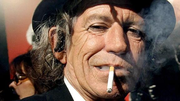 Keith Richards quiere que sus hijas esnifen sus cenizas