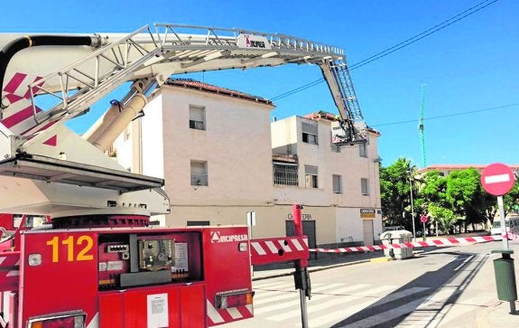 Los vecinos de San Antón exigen mejoras en los servicios del barrio