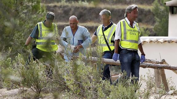 Juzgan a un acusado de matar y descuartizar a su pareja en Torremanzanas