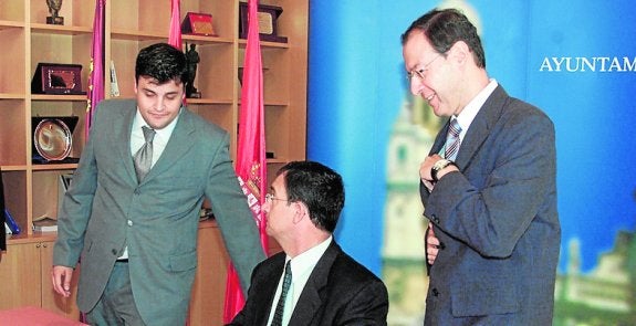 Un enorme cúmulo de sospechas