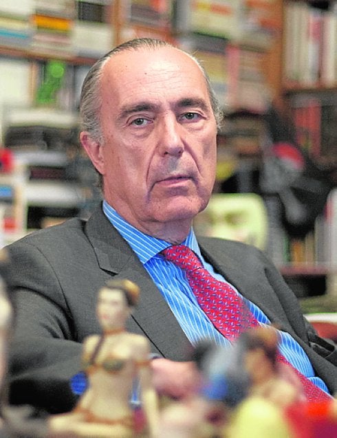 Poeta de «línea clara» entre Homero y el pop