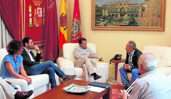 El Grupo Pikolinos dona 91.700 euros para el Palacio de Guevara