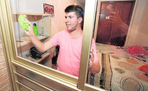 La vida adulta de Adrián y Gonzalo