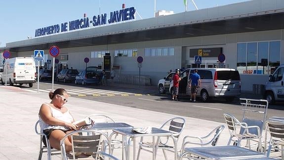 El aeropuerto de San Javier pierde un 2,4% de viajeros hasta septiembre