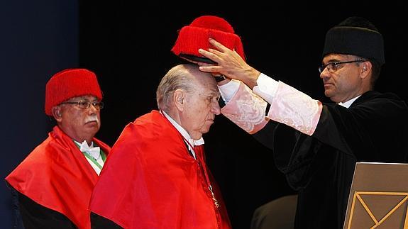 Sanguinetti desea que se logre un «entendimiento» con Cataluña