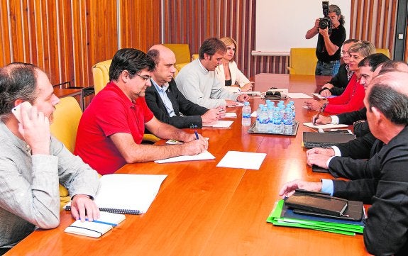 UTE Alicante contratará a 30 operarios más dos meses para el plan de choque de limpieza