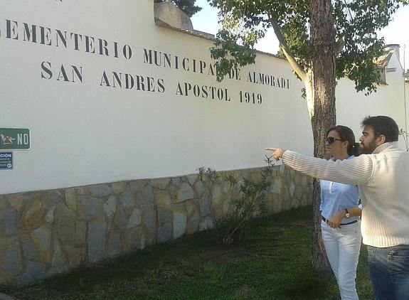 Ciudadanos insta al gobierno local a crear columbarios en el cementerio municipal