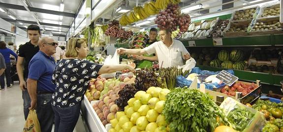 La nueva Ley de Comercio apostará por la proximidad frente a la concentración