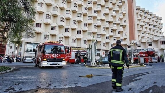 Desalojadas 150 personas de una residencia de ancianos por un incendio