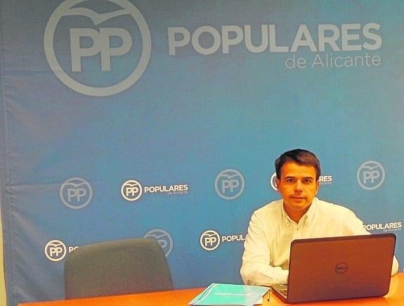 «Las listas las hará Alicante»