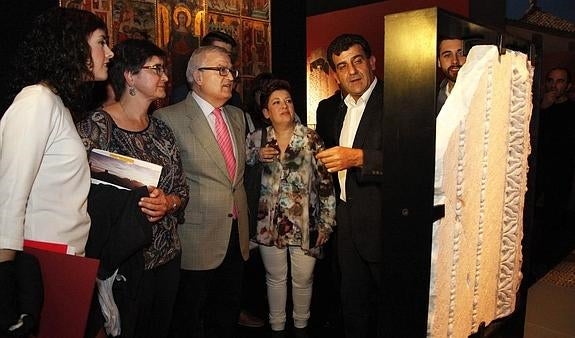 El MARQ expone un relieve romano hallado en el escudo de los condes de Cocentaina