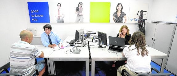 El tiempo de trabajo aumenta un 10% en las ETT por primera vez desde el inicio de la crisis