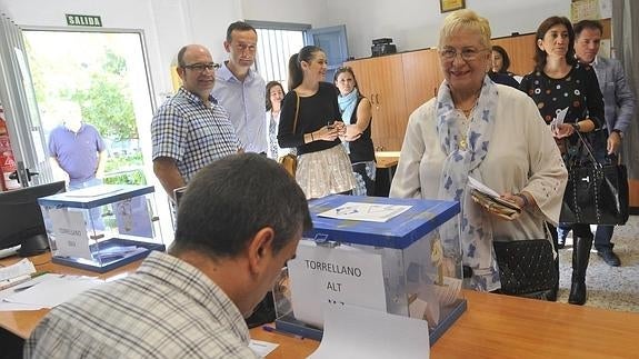 Mollà ve un «hito histórico» el proceso de elecciones a alcaldes pedáneos