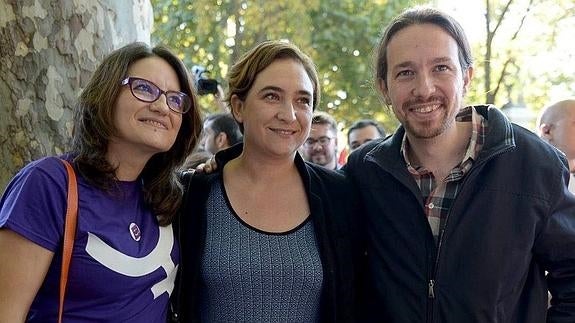 Oltra afirma que «el acuerdo con Podemos permitirá crecer y sumar para situar un grupo parlamentario valenciano»