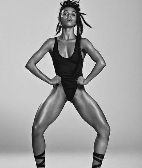 FKA Twigs prefiere su trabajo antes que a Robert Pattinson