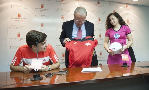 Cuatro murcianos, a la conquista de México