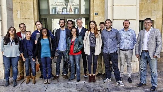 Compromís-Podemos-És el moment registra su lista electoral por Alicante