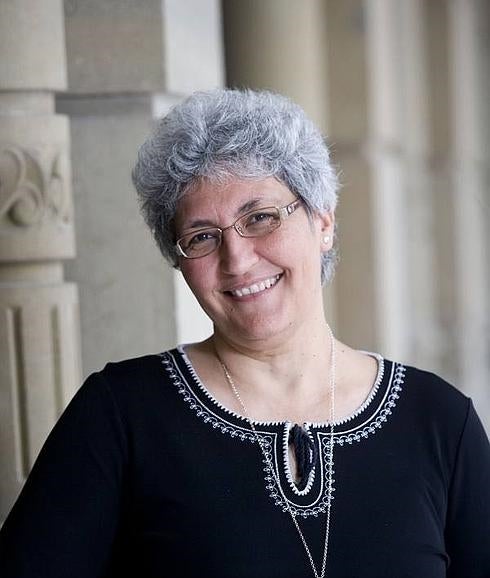 Una profesora de la UMH dirigirá la sociedad europea de investigación del ojo