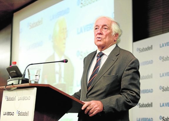 «Murcia es una gran contribuyente a la Marca España; tiene ya pocos deberes por hacer»