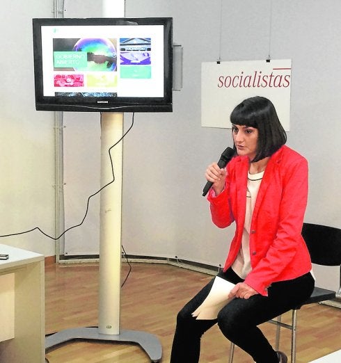 El PSOE subirá a 1.000 euros el salario mínimo para que se iguale a la media de la UE