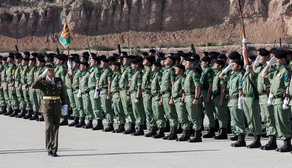 Parada para festejar la Inmaculada en la Bripac