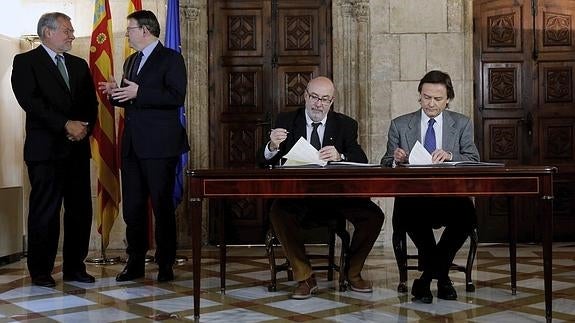 El Consell publicará gastos de viajes, retribuciones, regalos y subvenciones